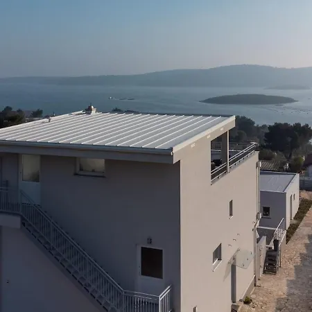 Three Islands Villa